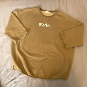 Sweatshirt
